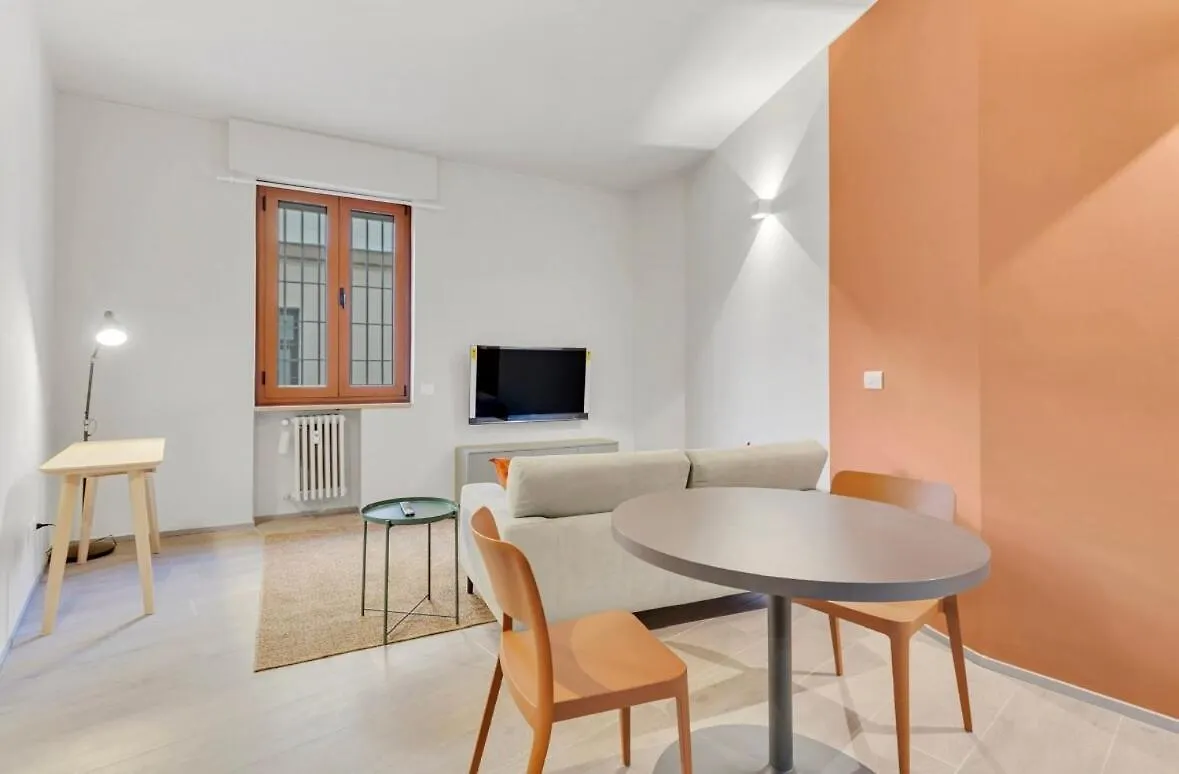 Cozy Apartment Navigli Milano  Milan