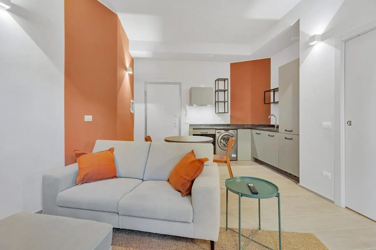 Cozy Apartment Navigli Milano Italy